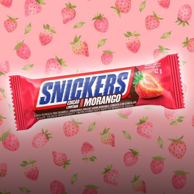 Strawberry Snickers! (Brazil)