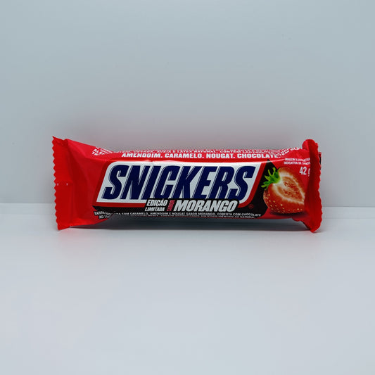 Strawberry Snickers! (Brazil)